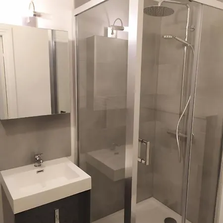 2 Emplacement Parfait ! 150m De La Et De La Rue Pietonne Dieppe